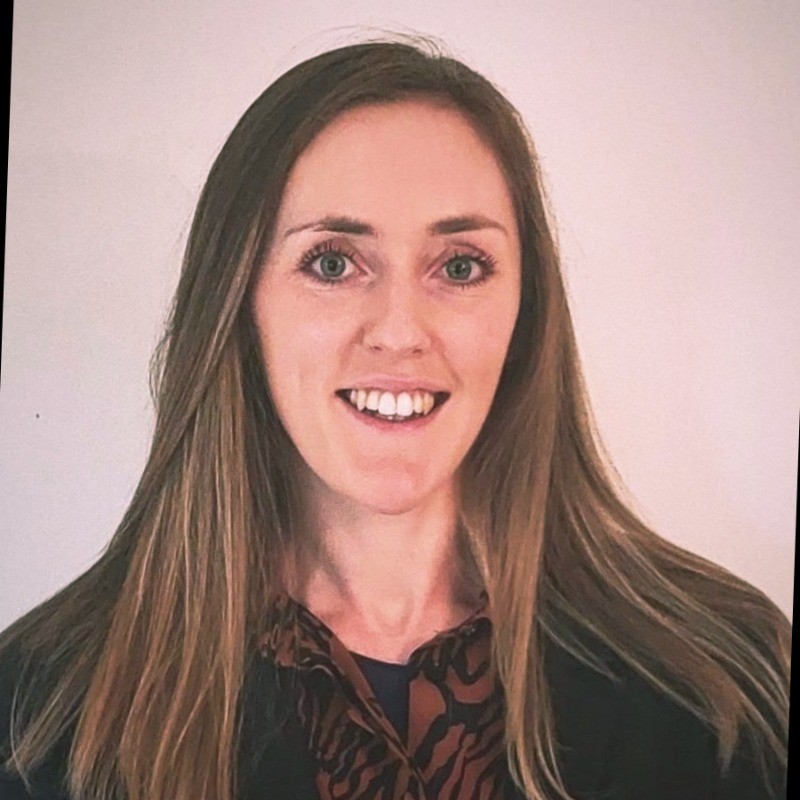 Rebecca Houston headshot